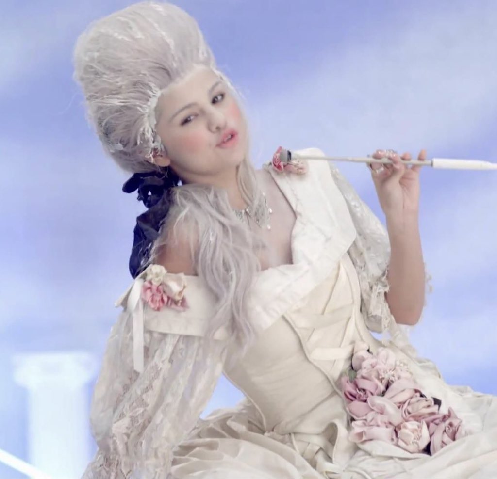 Selena Gomez Spotify tweet media