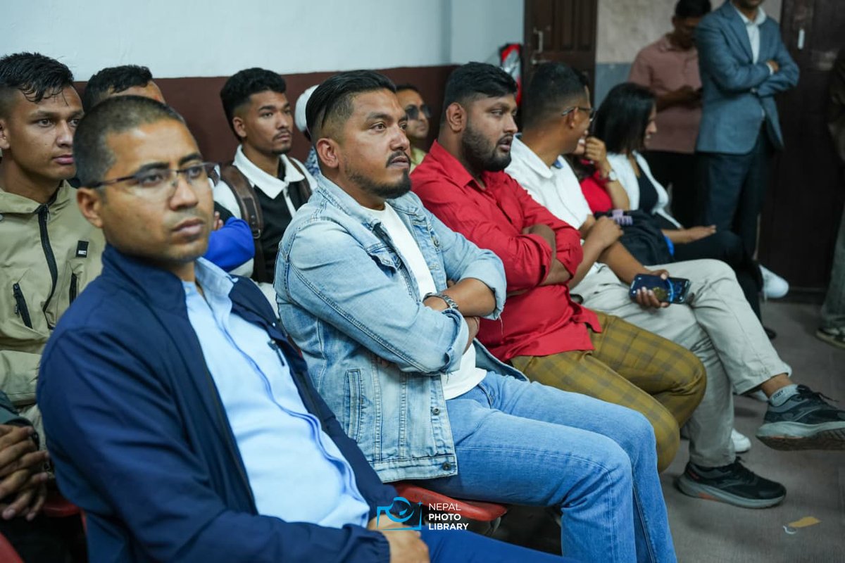 nepalphotolib's tweet image. सरकारले बिद्यार्थी संगठनमाथी प्रतिबन्ध लगाउन लागेको बिषयमा संयुक्त बिद्यार्थी संगठनले पूर्व बिद्यार्थी नेता तथा सांसदसङ अन्तरक्रिया गरेका छन्।
तस्बिरहरु  : नेपाल फोटो लाइब्रेरी
#nepalphotolibrary #NewsUpdate #NPL