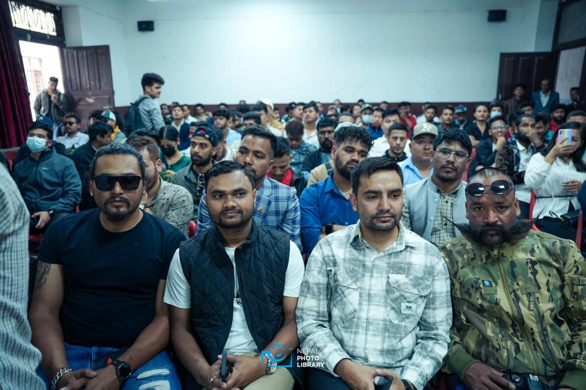 nepalphotolib's tweet image. सरकारले बिद्यार्थी संगठनमाथी प्रतिबन्ध लगाउन लागेको बिषयमा संयुक्त बिद्यार्थी संगठनले पूर्व बिद्यार्थी नेता तथा सांसदसङ अन्तरक्रिया गरेका छन्।
तस्बिरहरु  : नेपाल फोटो लाइब्रेरी
#nepalphotolibrary #NewsUpdate #NPL