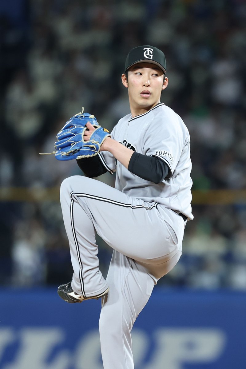 読売ジャイアンツ tweet media