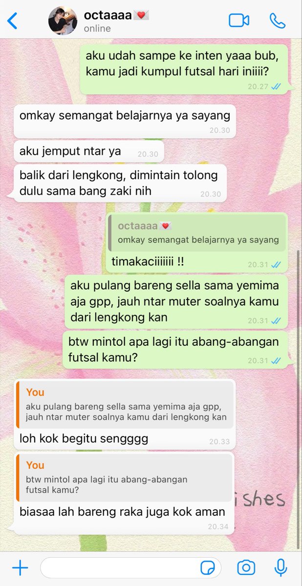 dorotheasie's tweet photo. #yuljebi sebelum negara api menyerang (silent treatment dan lack of communication-nya octa muncul) tuh gemesnya ada banget …. 🫰🏻🫰🏻 https://t.co/w2noMsBBBF