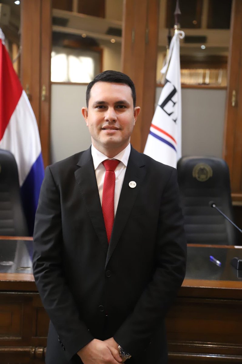 Carlos Kiese tweet media