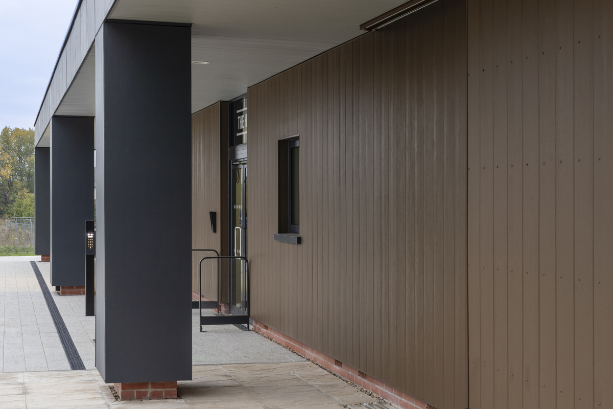 BrickworkOnline's tweet photo. James Hardie engineered fibre cement products were selected for their durability and performance at the Gilden Way Community Centre, Harlow...

https://t.co/JwmD6dWVYY

( @JamesHardieUK )

#RainscreenCladding #Architects #Contractors #FibreCement #Performance #Durable #Aesthetic https://t.co/ATn0qjtra2