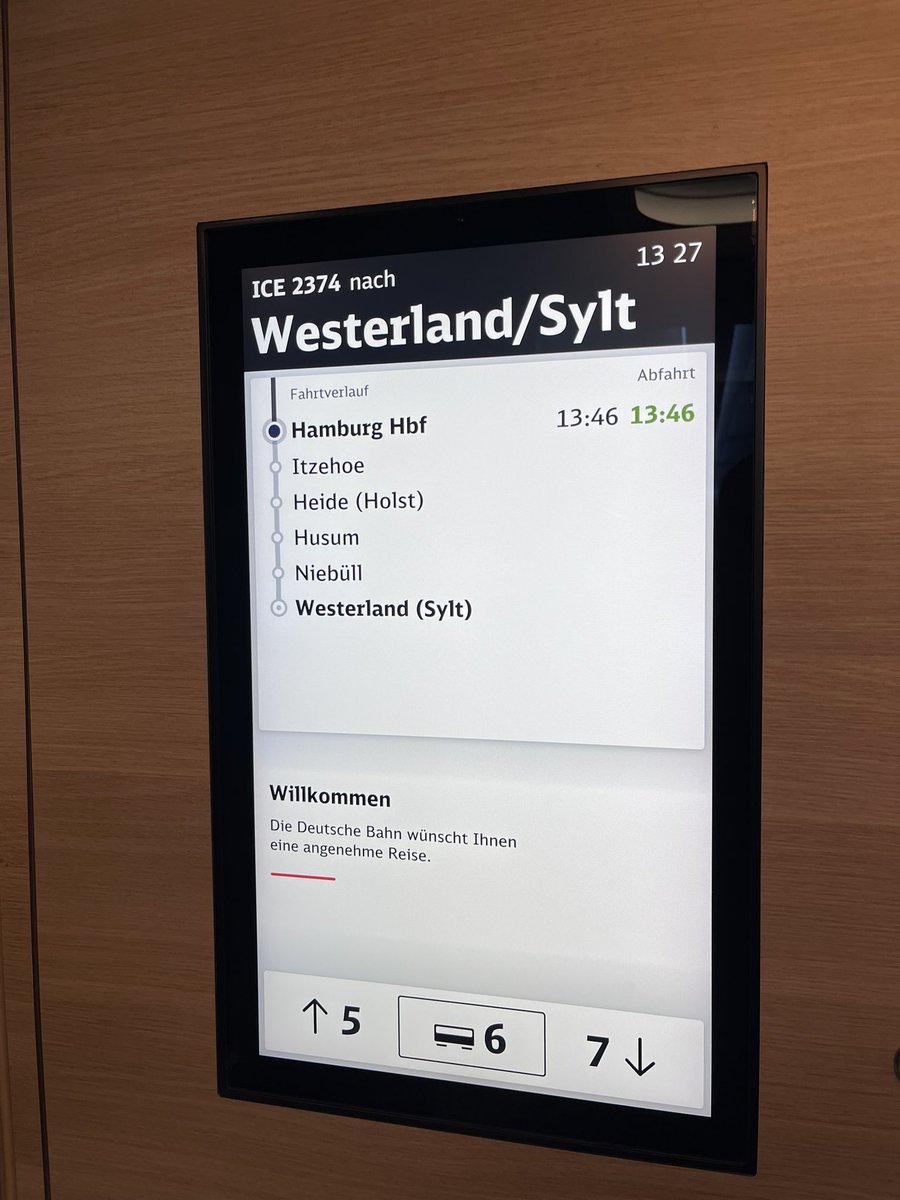 MarcusGrahnert's tweet image. Aktuell zum #Fahrplan2026:

Heute erste Fahrgastfahrt eines ICE der @DB_Presse auf die Insel #Sylt.

Ab sofort tägliche Verbindung ICE 2374/2375 mit dem ICE L (#Talgo)

Ab Juni/Juli weitere ICE-Verbindungen u.a. nach Berlin und Köln.