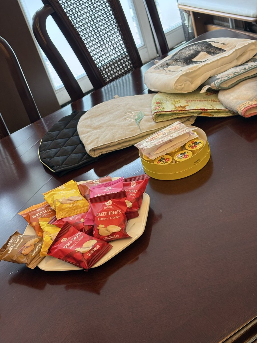 marie(マリー) tweet media