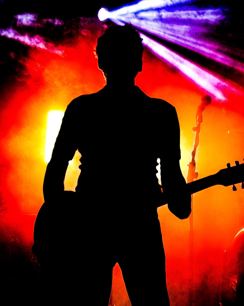 amy ✮⋆˙ tweet media