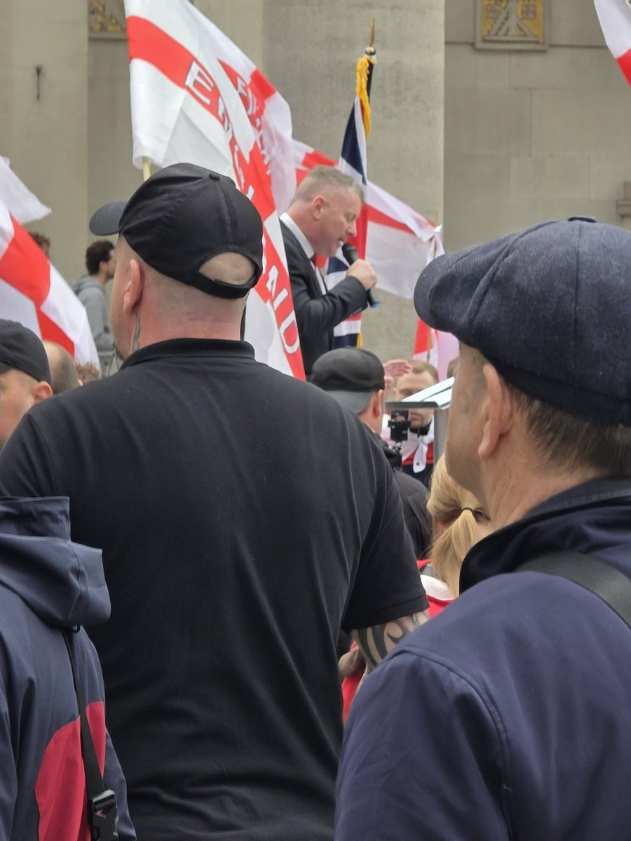AdamConlon15's tweet image. #news #analysis #rally

@BFirstParty had the audacity to invade #Manchester yesterday which then triggered a counter protest from the radical #extremist #farleft causing #division in the communities and spoiling things for those like me in #ReformUK who are genuinely concerned