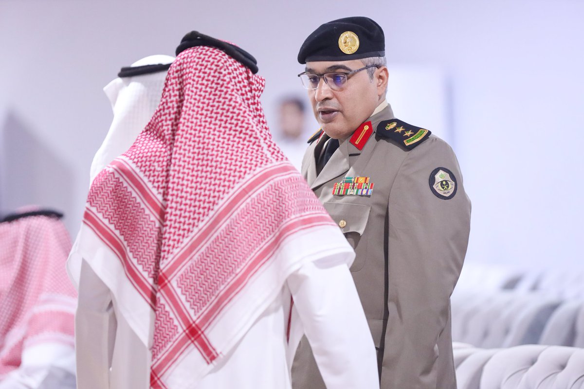 بوابة البصر tweet media