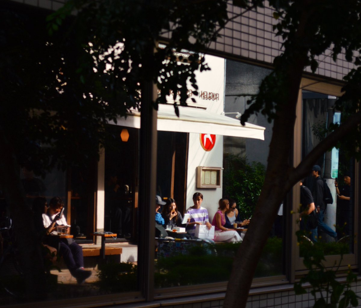 kanaderu_1015's tweet image. Apr 19 2026.
反射。

#tokyo 
#japan 
#streetphotography 
#life
#2026年