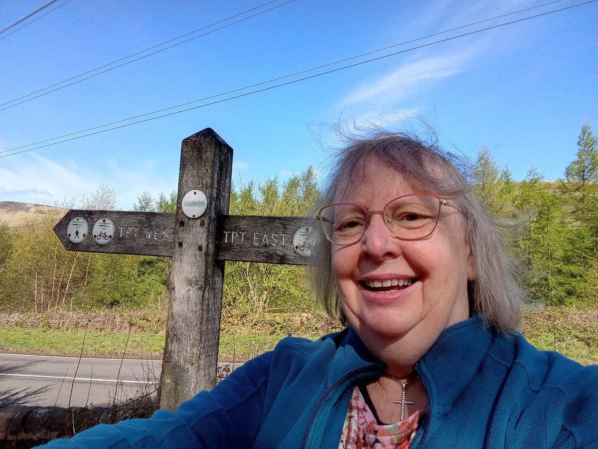 Bambigoesforth's tweet image. Today's walk on the TPT in Longdendale begins here. 
#walking #spring #nature