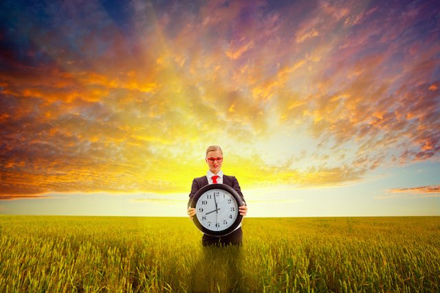 BankerCop's tweet photo. ‘The right time doesn’t exist. There’s just “Time” and what you choose to do with it…’
~ Unknown 
#Time #MakeTheMostOfYourTime https://t.co/TXn0Fq0S8I