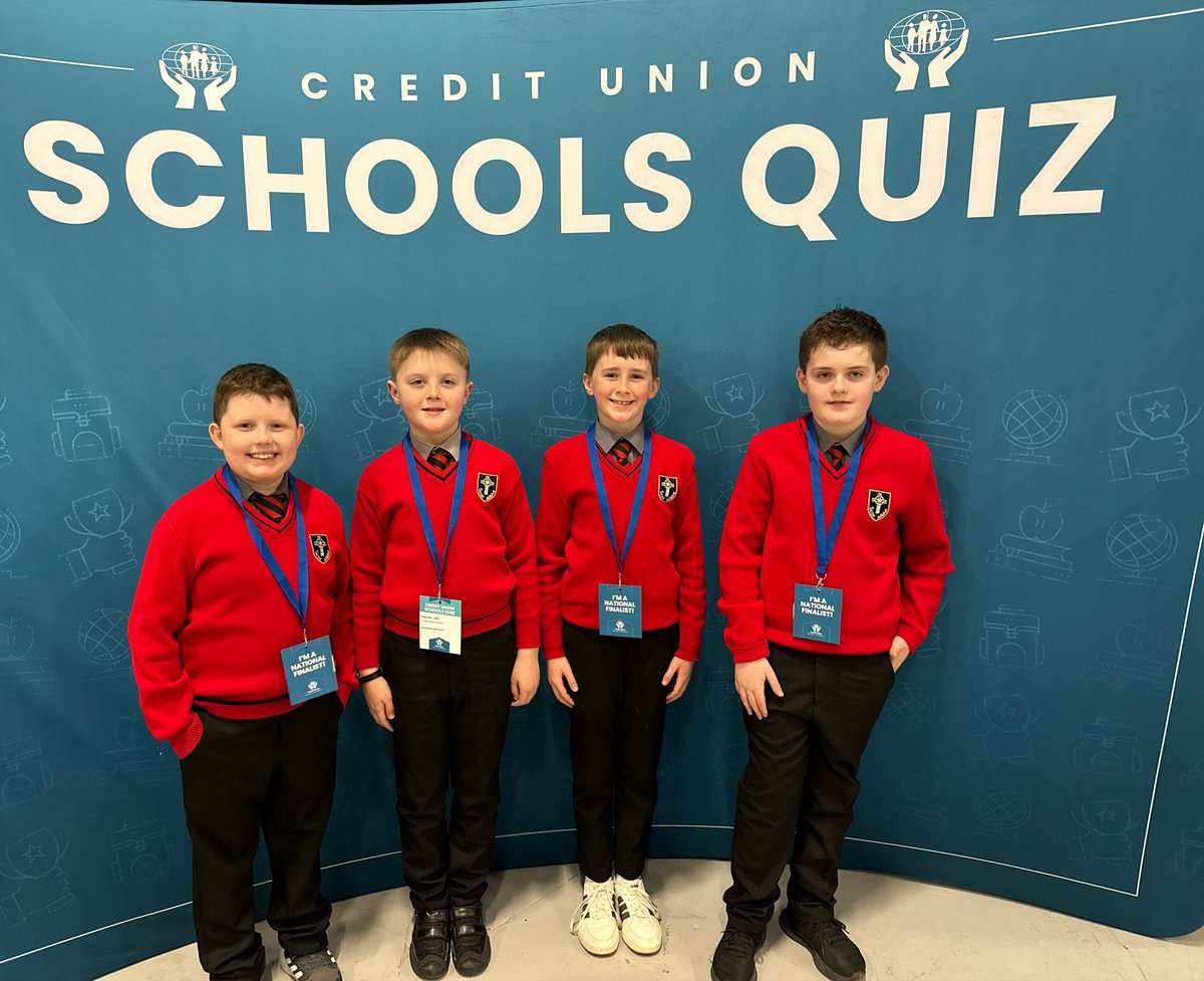 ScoilAilbhe's tweet image. Best of luck to our @ScoilAilbhe #creditunion #quiz team representing Tipperary and @premier_union in the All-Ireland final in the RDS today. We are so proud of these students. ☘️☘️☘️ @cbsthurles @ERSTIRELAND @DurlasOgGAA @thurlessars