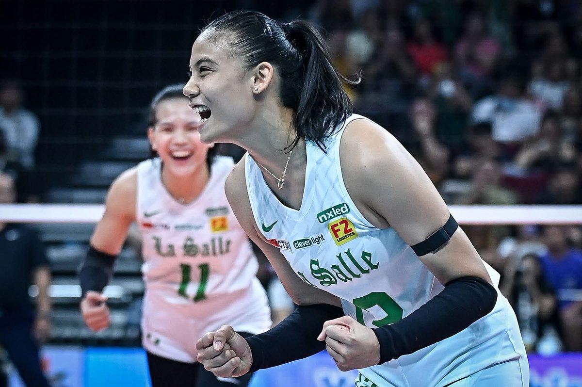 FINALS-BOUND!

DLSU outlasts NU in a thrilling 5-set battle (27-25, 15-25, 23-25, 25-23, 15-13) to complete an elimination round sweep.

The Lady Spikers head straight to the finals, as the semis shift to a stepladder format.

Congrats, La Salle! 🏹 #UAAPSeason88