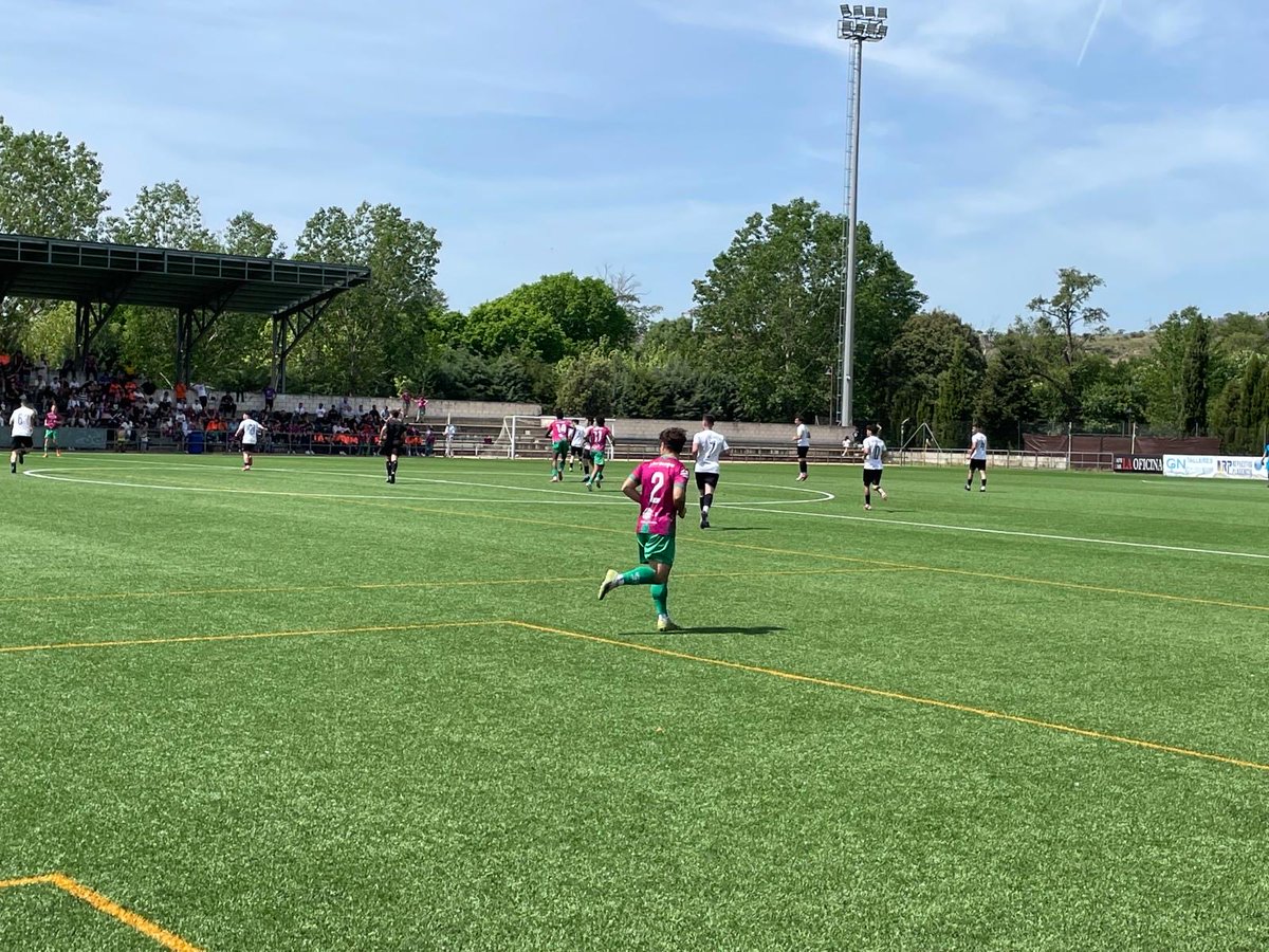 En directo desde el Campo de la Vinosilla!!
.
Descanso del partido!!
.
CiudadDePlasencia
     0-1
CP.MoralejaCahersa
.
#VamoosssCP🏳️🏴 estamos con vosotros!!💪🏼
.
#SiempreCP🤍🖤