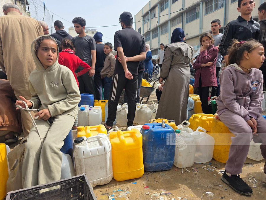 The water crisis in Gaza is worsening under a suffocating blockade, following two years of #GazaGenocide that have depleted the basic necessities of life.