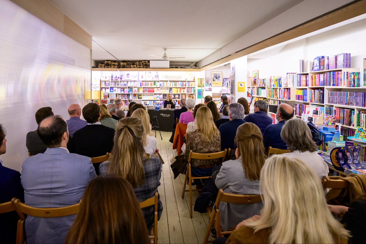 Anna Gener tweet media