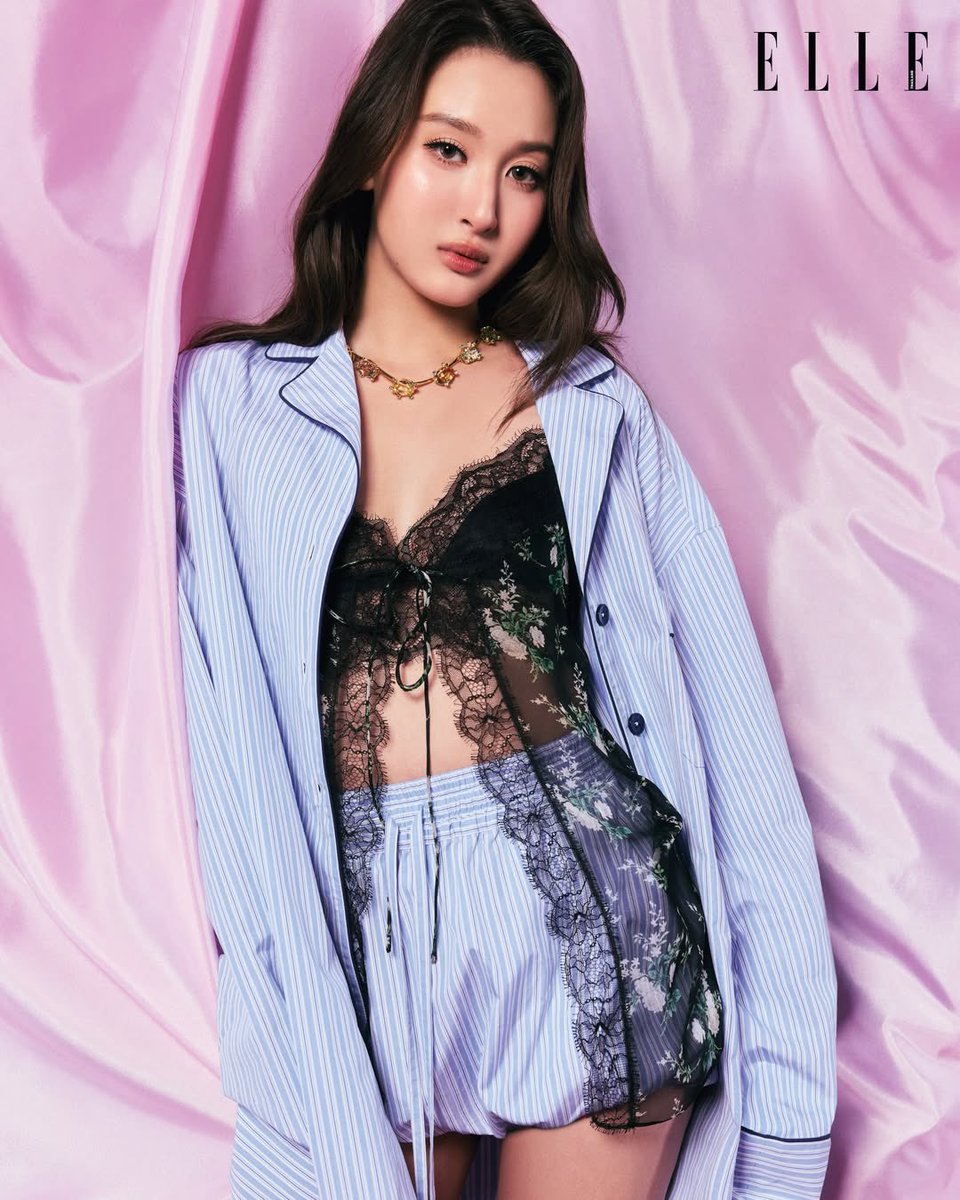 Viewinglove_'s tweet photo. คิดถึงคนจ๋วยไหมค้าบบบ 😘😍

#ELLEAskMeAnythingxGirlRulesSeries https://t.co/Mi4MBE0SvB