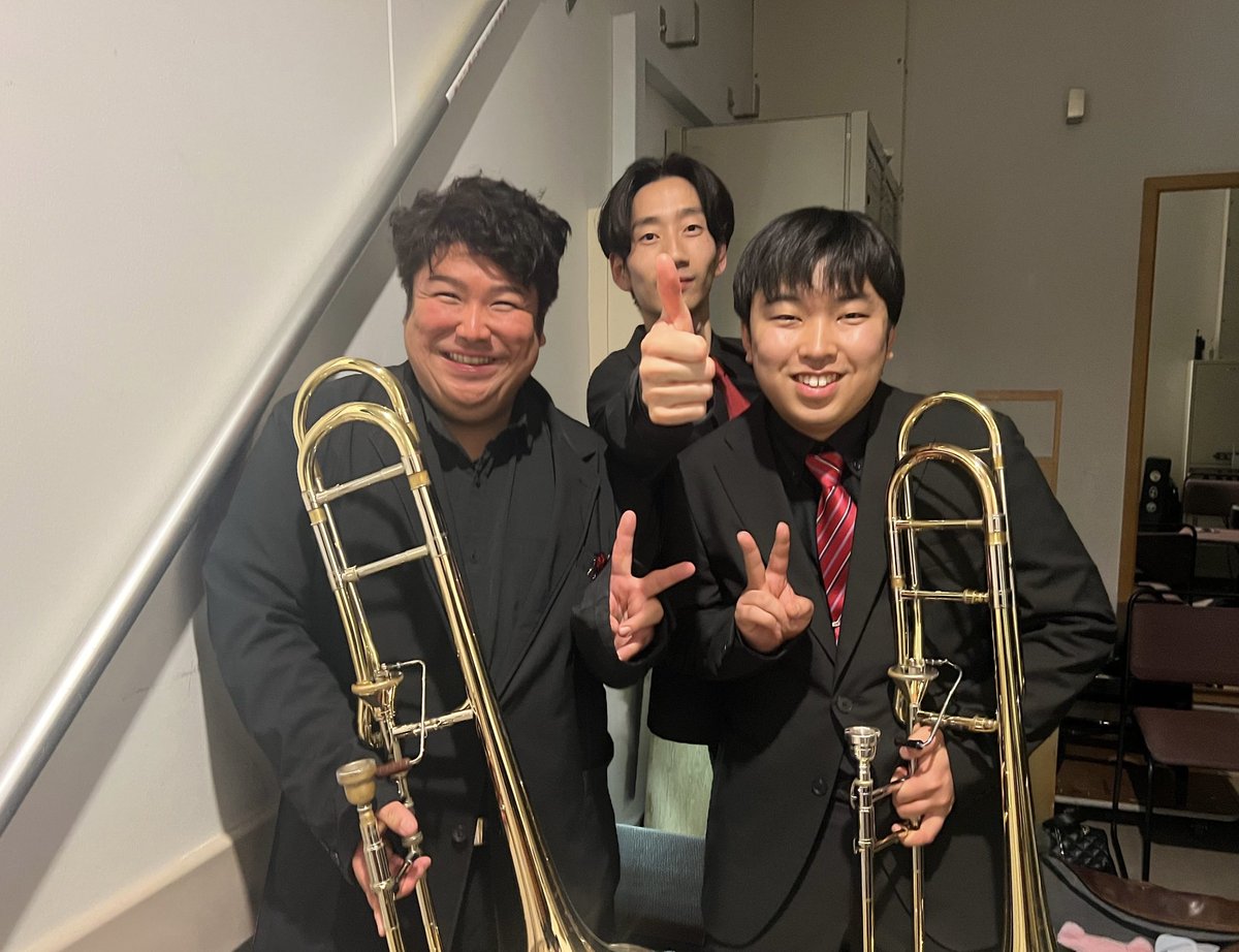 koujirou526's tweet photo. TVアニメ10周年記念興行「シドニアの騎士 交響音楽祭」でした！逢坂良太さん、洲崎綾さん、大原さやかさん、angelaさんはじめ、豪華な出演者でめちゃ楽しかった〜✨✨そして音楽は、朝倉紀行さん。まさかの大好きな天文館探偵の音楽担当で😍ずっとお会いしたかったので、お会い出来て、お話出来て、感動でした！アニメのコンサートは楽しい〜トロンボーン頑張りました😎ありがとうございます😊