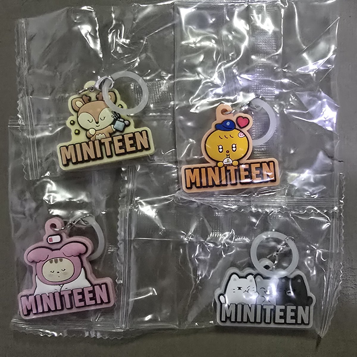 wtt lft wts Ifb ph 
seventeen miniteen gashapon

Have: Shuasumi , bboogyuli
Want: kimja / 195 php + sf (free pf)

mop: gcash, maya
mod: j&amp;t / meet up sm north

svt bandai gacha