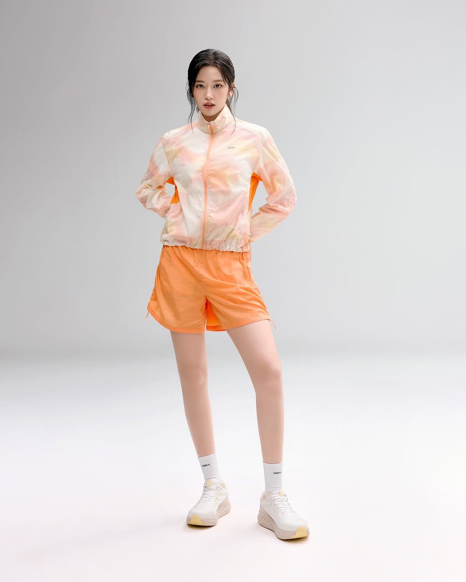 YUJIN tweet media