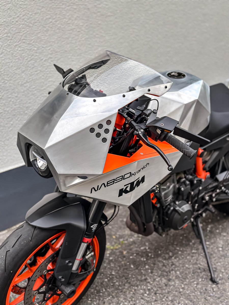 加藤ノブキ tweet media