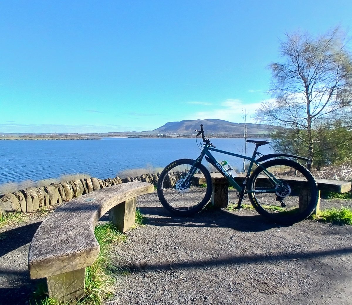 Bowside1's tweet image. Belter of a morning for a #cycle. Went all the way down to Loch Leven, did a lap round &amp;amp; then home. 35 miles of fairly flat fun. @VisitLochLeven @sonderbikes #mtb #bike