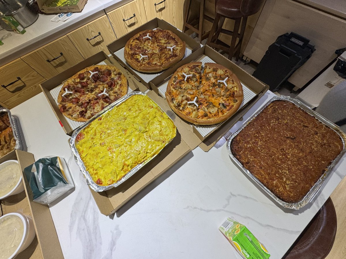 早露泡泡兔（四代目）寻回推油中 tweet media