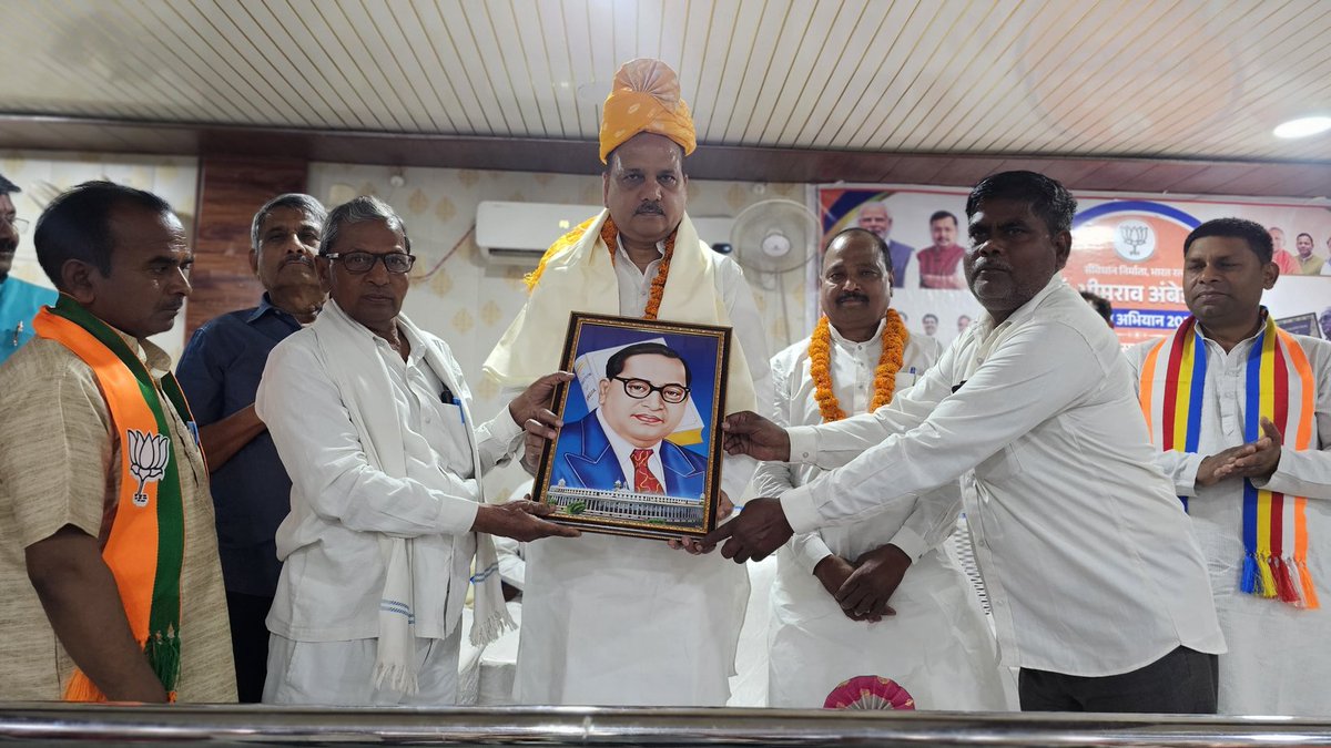 Madhvendra Pratap Singh Ranu (Modi ka parivar) tweet media