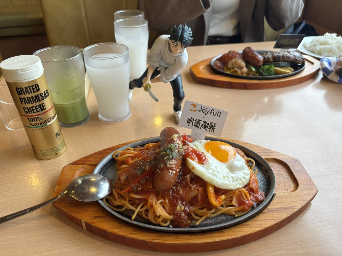 lensBeans16's tweet photo. #呪術廻戦ジョイフル回游 
全てのものを切ってくれる乙骨さんに感謝を https://t.co/vSf011bACC