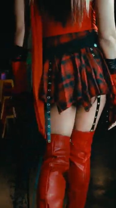 iammoolarn tweet media