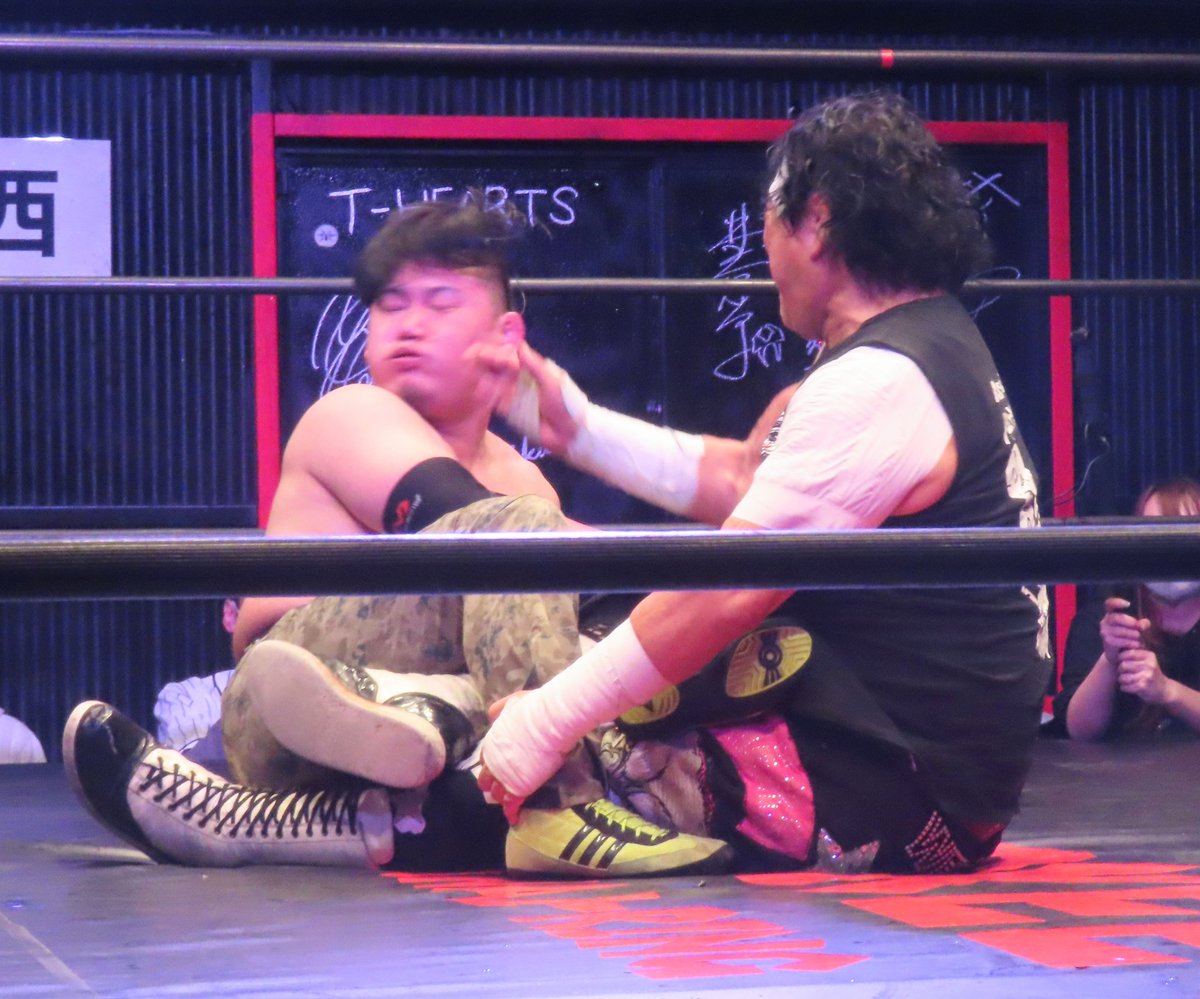 ひばり tweet media