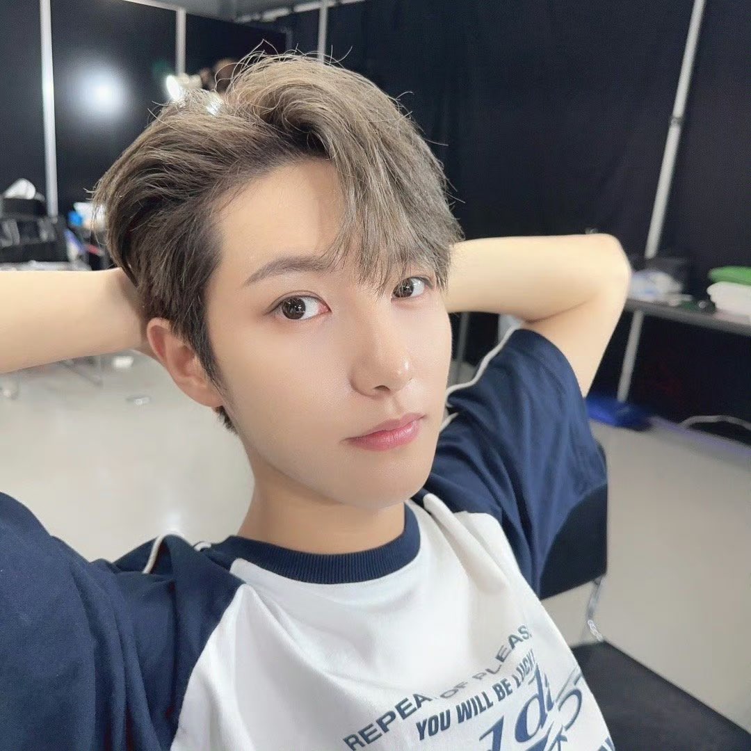 런쥔님 필승 고양이 구도 아시는분