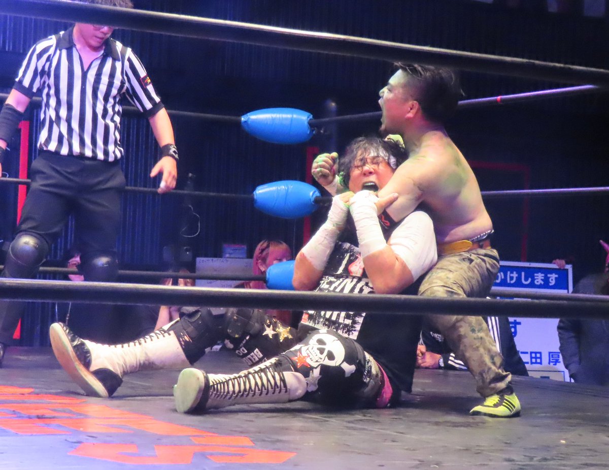 ひばり tweet media