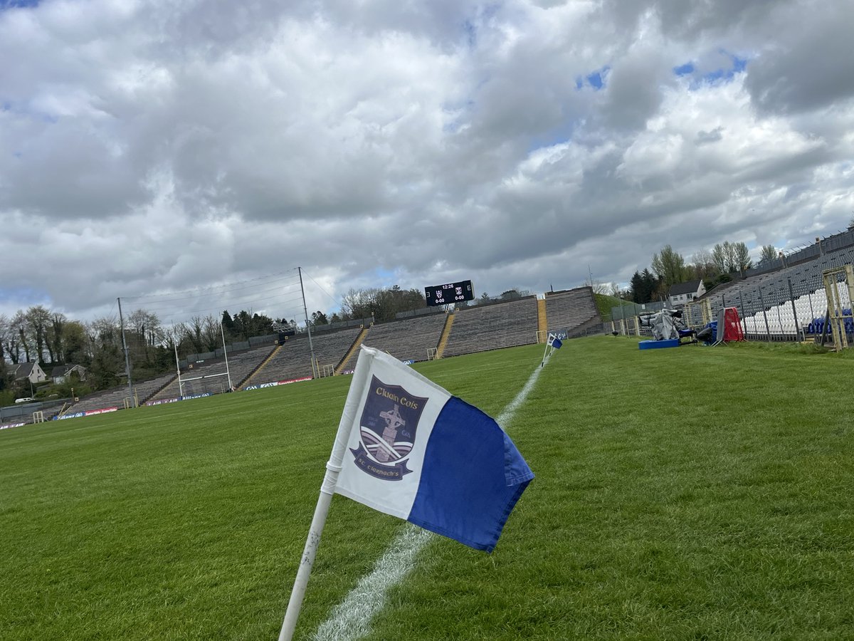 Match day in St Tiarnach’s Park, the big one today v our local rivals. Let’s hope we have the bragging rights come 4:30pm this afternoon ⚪️🔵
#muineachánabu 💪