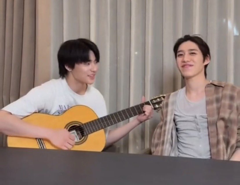 littlej ⟡ tweet media