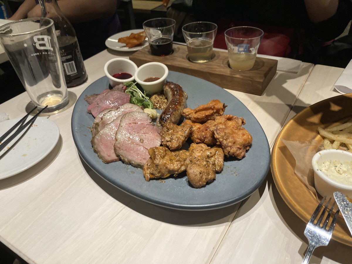 今日はLORDSTONEメンバーとiBrew横浜飲みしてきましたー！
(オグちゃん飲めないけど😅)