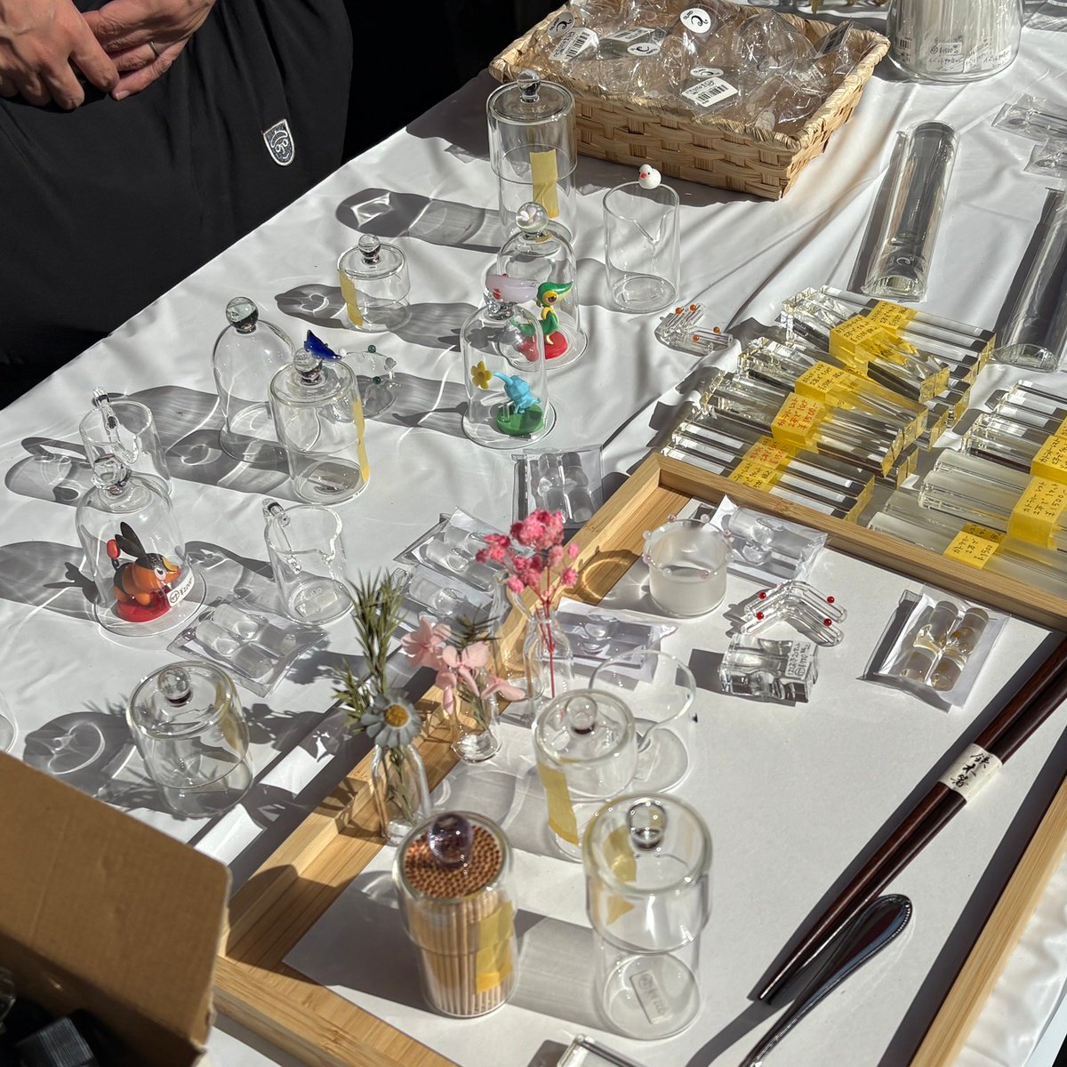 春のすみだガラス市、ありがとうございました🌸
たくさんの方に作品を手に取っていただけて、とても嬉しい時間でした。
イベントで人気だった作品や新作も、順次オンラインショップでご紹介予定です✨
🛒プロフィールURLよりご覧いただけます