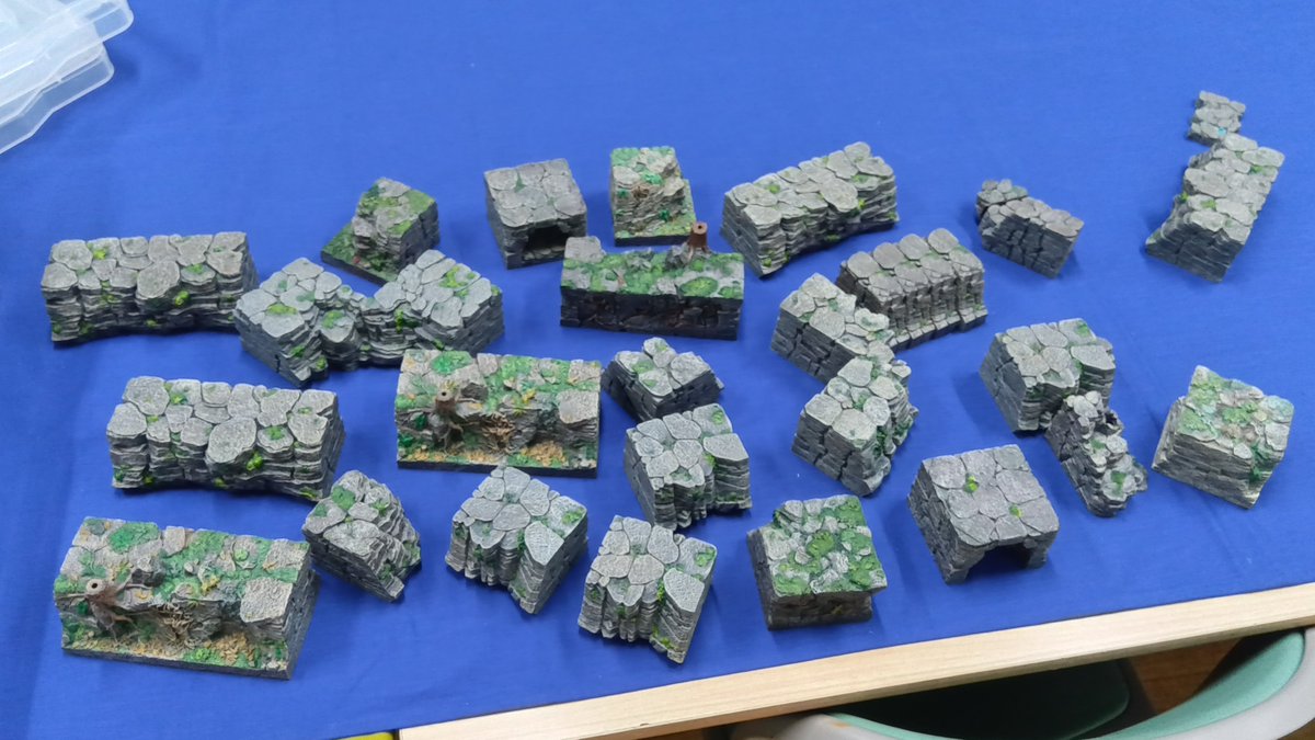 miyakami_00's tweet image. ↑これをこねこねすると
↓これが組める。
(°ω°)b #dwarvenforge magic
#dnd #テレイン