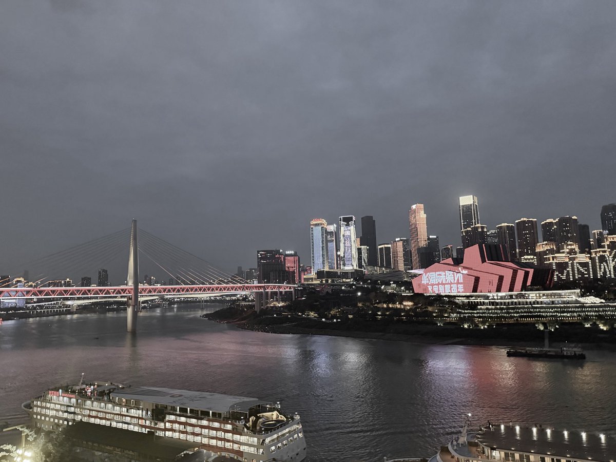 如果不出门的话我最爱下雨天