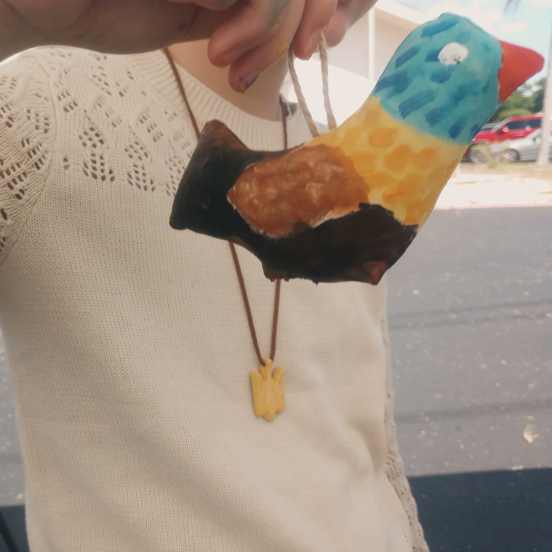 zakhvatayev's tweet image. Ukrainian American community art fest 2026 in North Port Florida at St. Mary's Byzantine Church.💜 Does anyone notice a reoccurring theme here???? 😇🐦hehe #artfest #ukrainianamerican #swfl