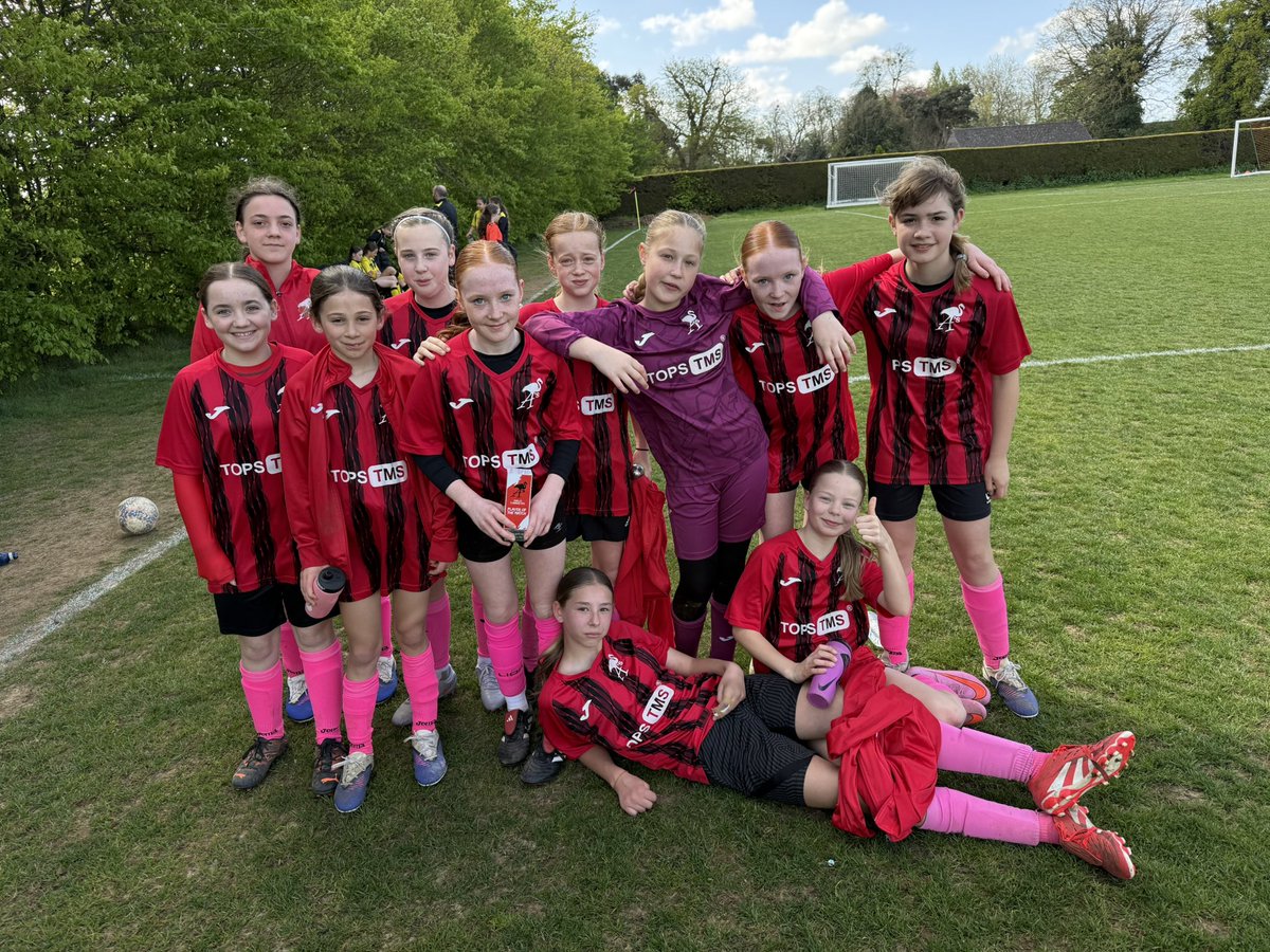 AchillesGirlsFC's tweet photo. Last home match of the season for our U12 Flamingos. 

Big thanks to @Copdockcoach for keeping that carpet of a pitch the envy of every visiting team. It’s a pleasure to play on. 💪🏻 https://t.co/Nj7zv4XAN8