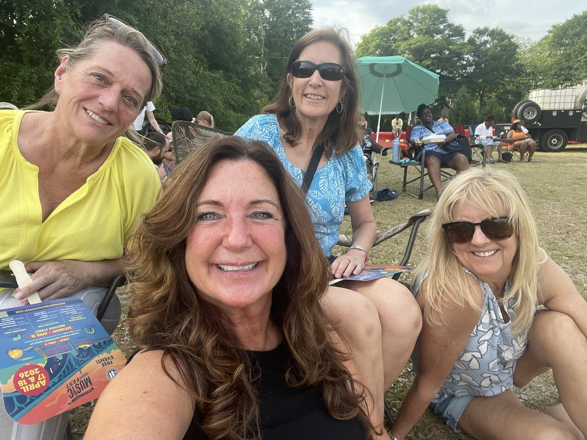 Leasa Torelli tweet media