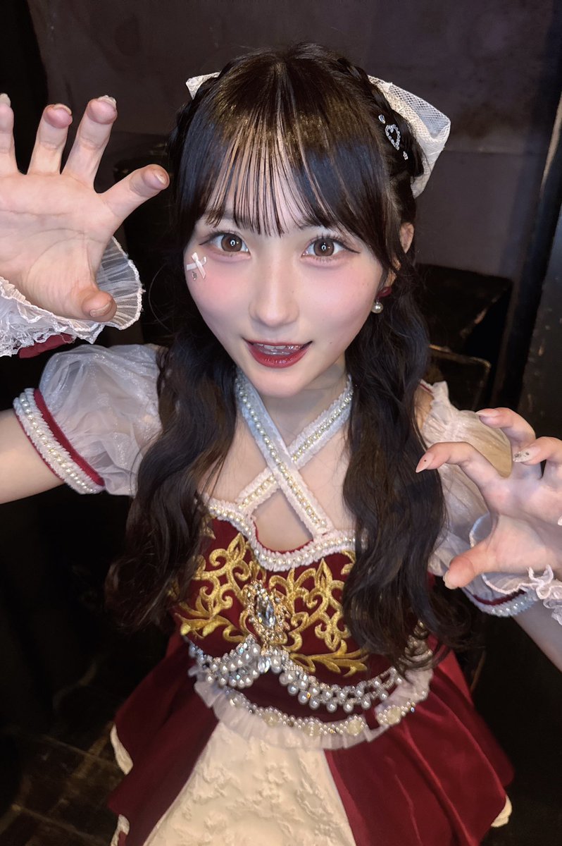 星宮 ほのか『Red Radiance』 tweet media