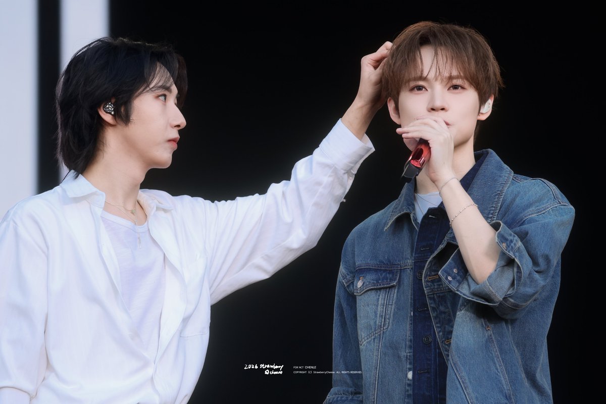 𝐒𝐭𝐫𝐚𝐰𝐛𝐞𝐫𝐫𝐲𝐂𝐡𝐞𝐞𝐬𝐞. tweet media