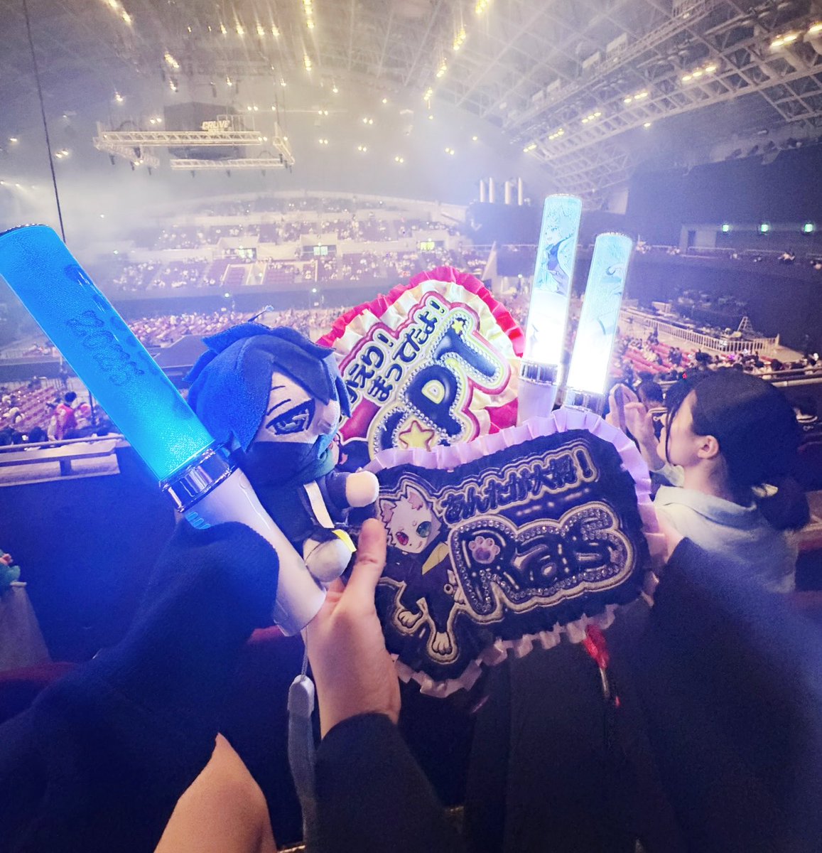 🐰🤍 tweet media