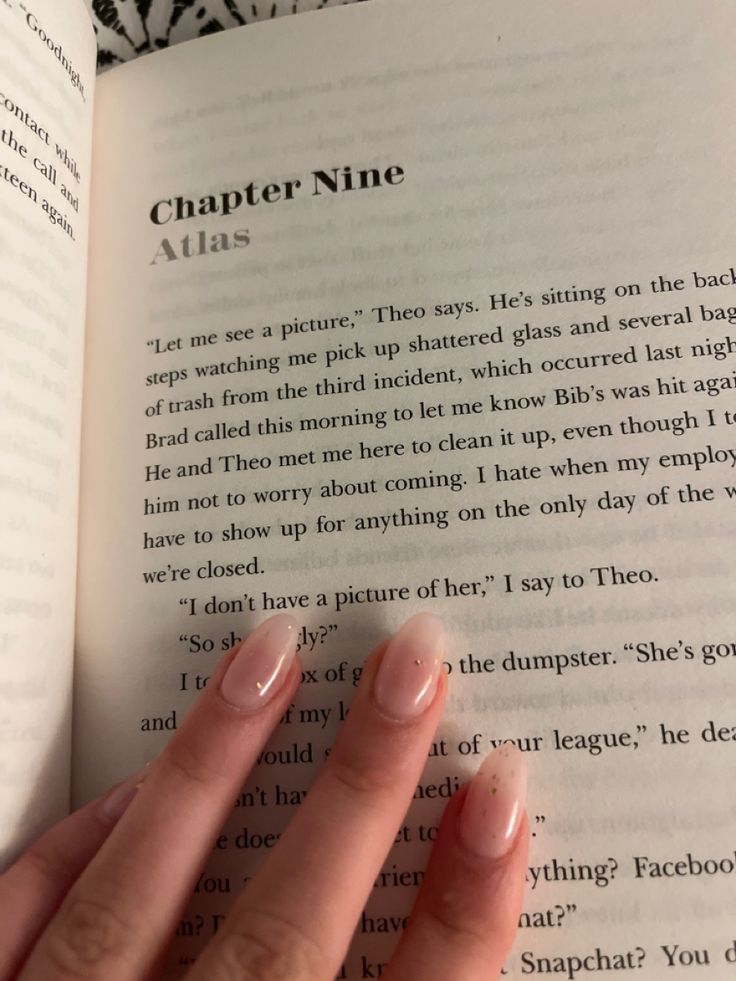 AishaB564277's tweet image. “The world was hers for the reading.”
 —Betty Smith, A Tree Grows in Brooklyn.
 #BookQuotes #QuoteOfTheDay #ReadersOfX #BookLovers #ReadingIsPower #WomenWhoRead #BookishLife