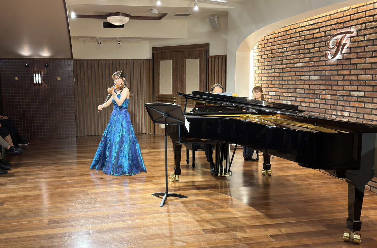 髙木凜々子 Ririko Takagi 🎻 tweet media