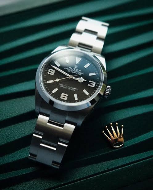 Saatperver tweet media