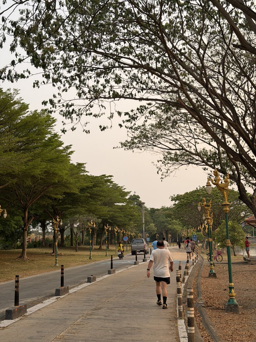 Pxxncht's tweet image. ร้อนมากกก🥵 #Outdoor #อยุธยา