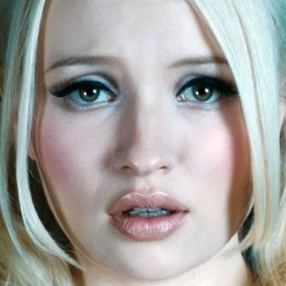 RebelMooning's tweet image. #SuckerPunch